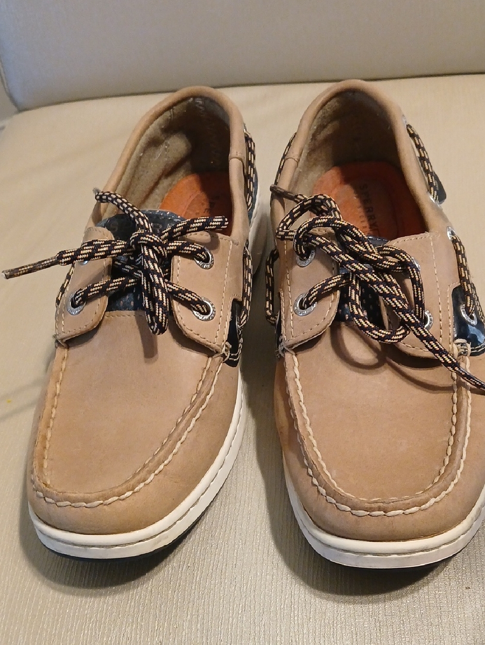 Sperry Tan Leather Boat Shoes with Contrast Laces